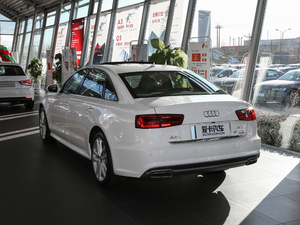 201830o 45 TFSI quattro \ 45