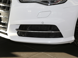 201830o 45 TFSI quattro \ ^