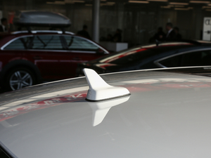 201830o 45 TFSI quattro \ ^