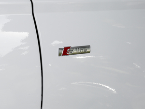 201830o 45 TFSI quattro \ ^