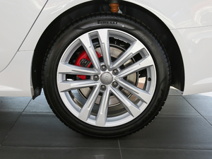 201830o 45 TFSI quattro \ ݆Ȧ