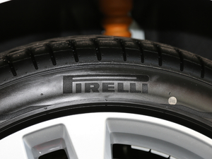 201830o 45 TFSI quattro \ ݆̥Ʒ