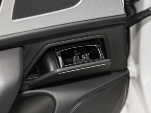 201830o(j) 45 TFSI quattro \(yn) g