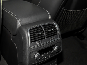 201830o(j) 45 TFSI quattro \(yn) g