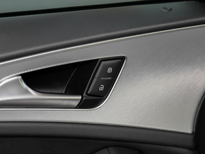 201830o 45 TFSI quattro \ g