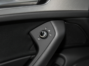 201830o 45 TFSI quattro \ g