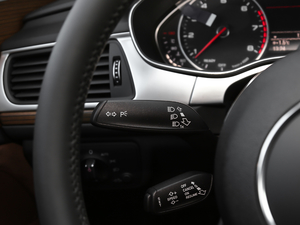 201830o 45 TFSI quattro A п؅^