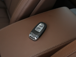 201830o 45 TFSI quattro A ܇耳