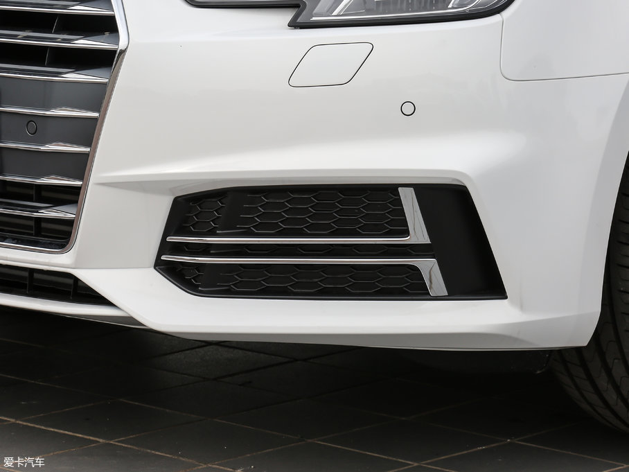 2018?yun)WA4L 30 40 TFSI r(sh)