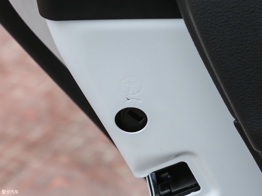 2018?yun)WA4L 30 40 TFSI r(sh)