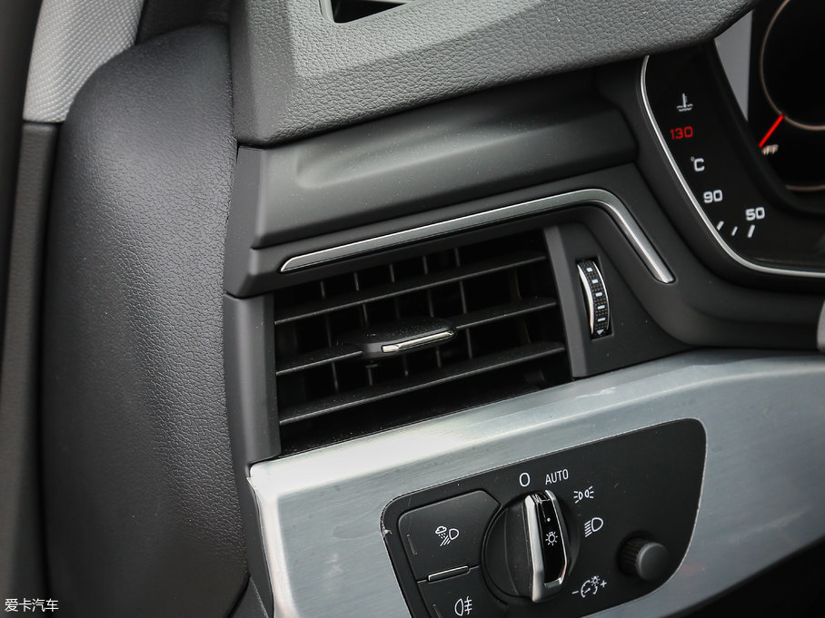 2018WA4L 30 40 TFSI r