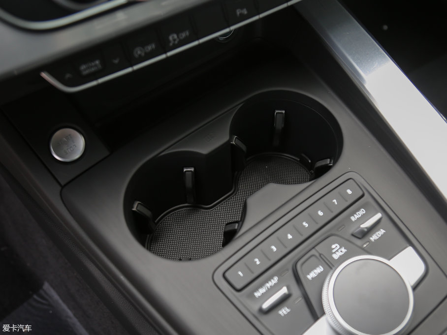 2018WA4L 30 40 TFSI r