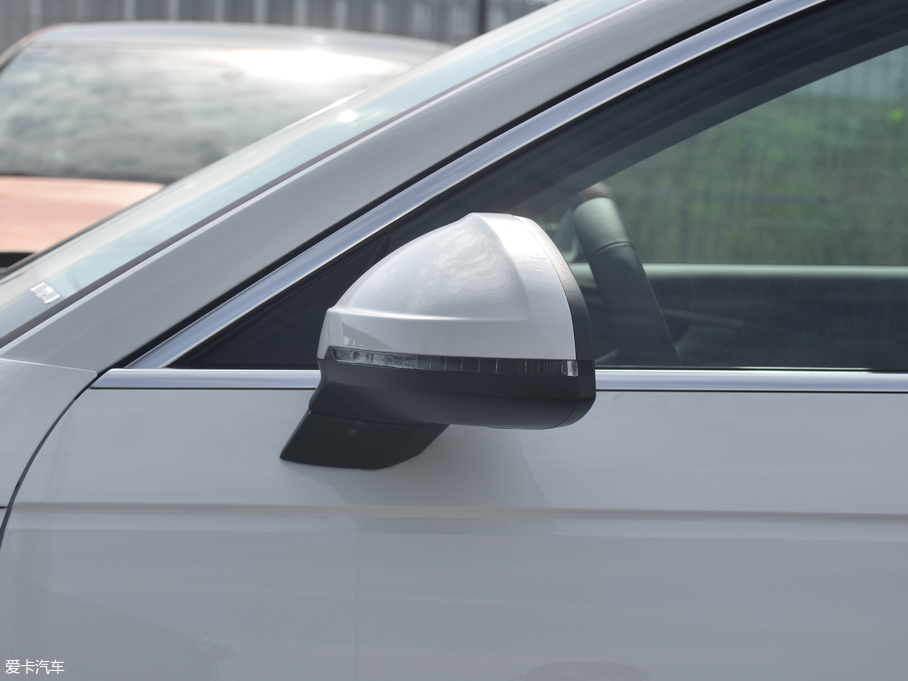 2018WA4L 30 40 TFSI Mȡ