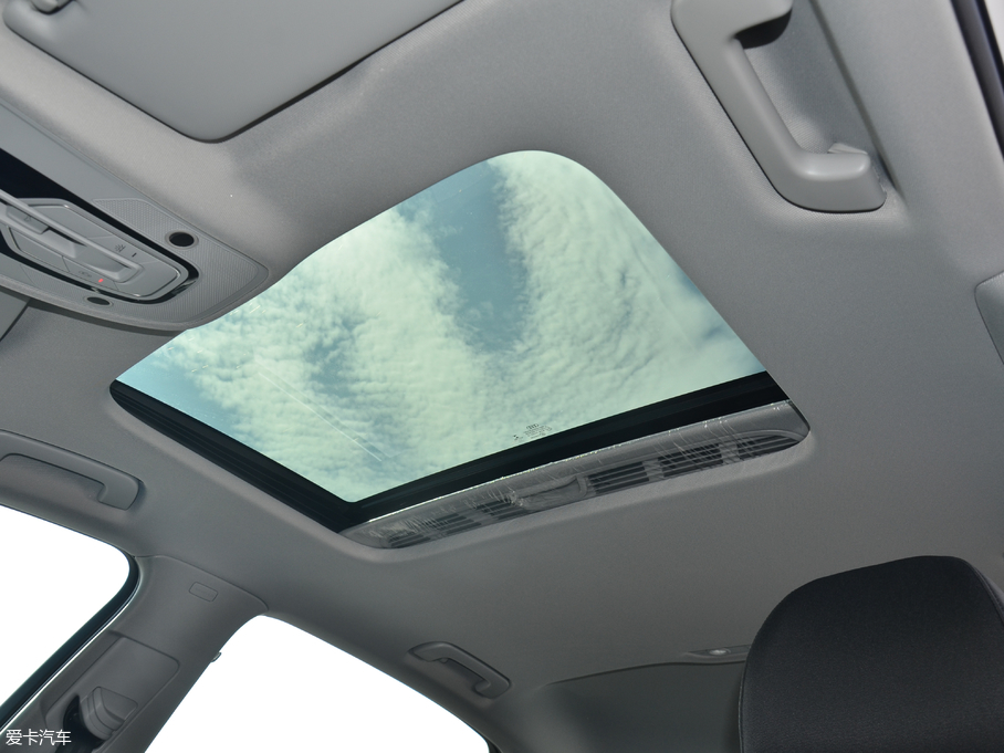 2018WA4L 30 40 TFSI Mȡ