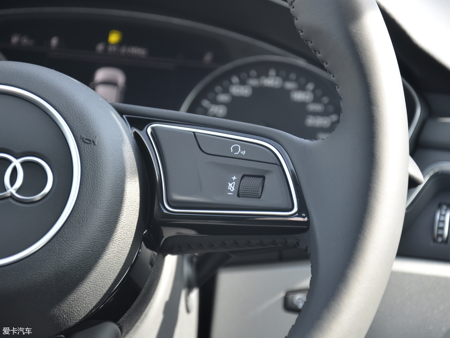 2018WA4L 30 40 TFSI Mȡ