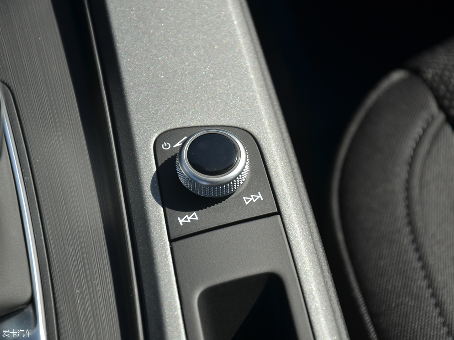 2018WA4L 30 40 TFSI Mȡ