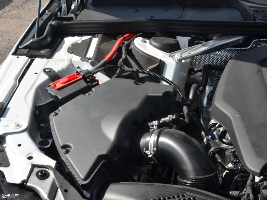 2018WA4L 30 40 TFSI Mȡ