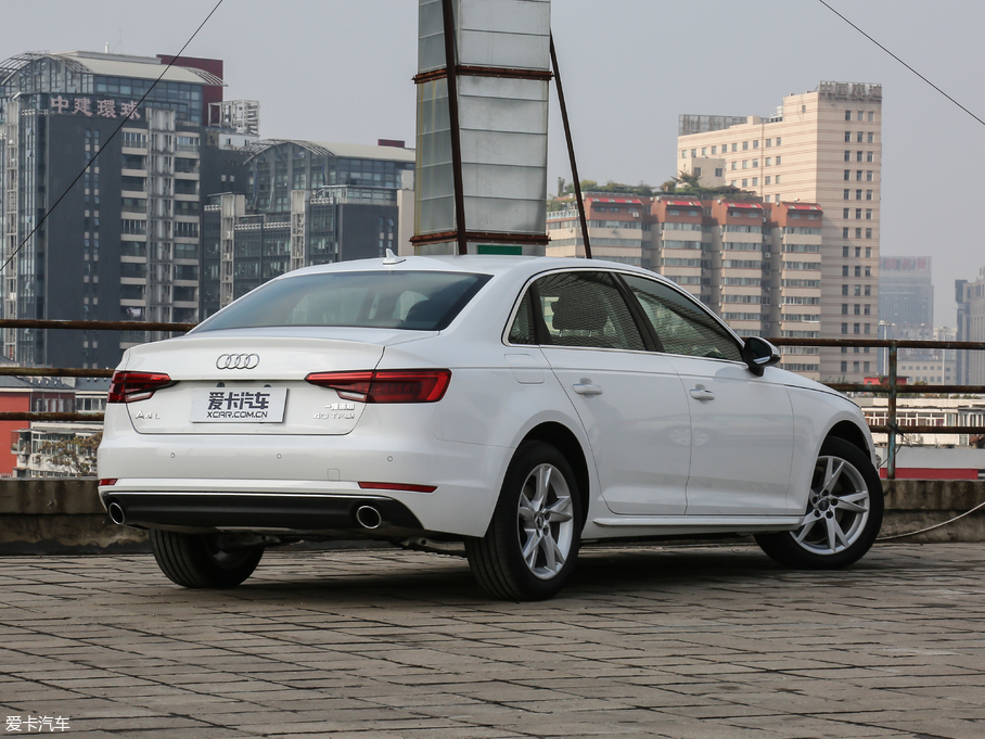 2018WA4L 30 40 TFSI Mȡ