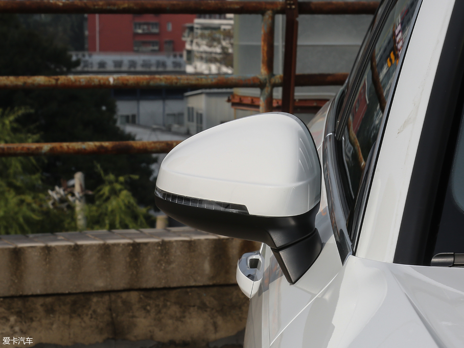 2018WA4L 30 40 TFSI M(jn)ȡ