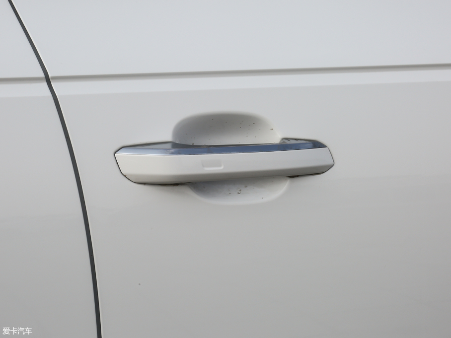 2018?yun)WA4L 30 40 TFSI M(jn)ȡ