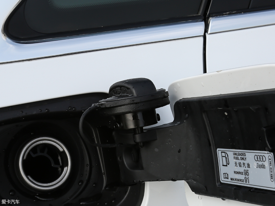 2018WA4L 30 40 TFSI M(jn)ȡ