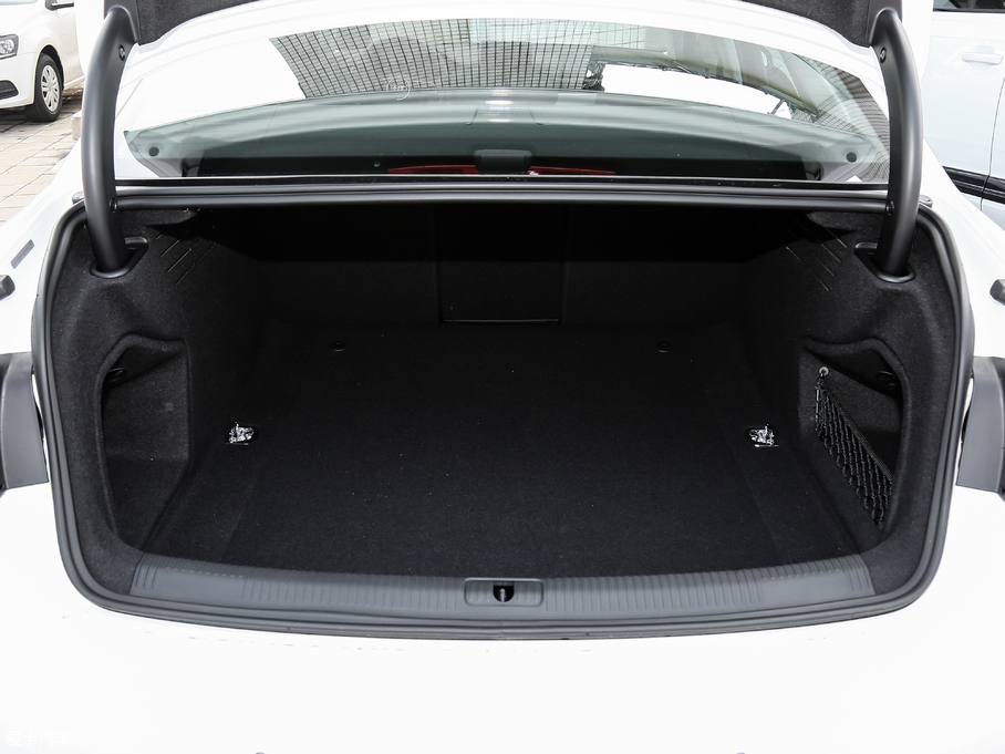 2018WA4L 30 40 TFSI Mȡ