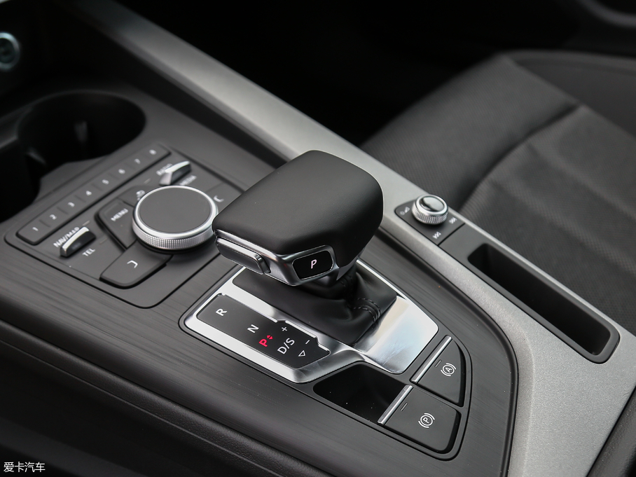 2018WA4L 30 40 TFSI Mȡ