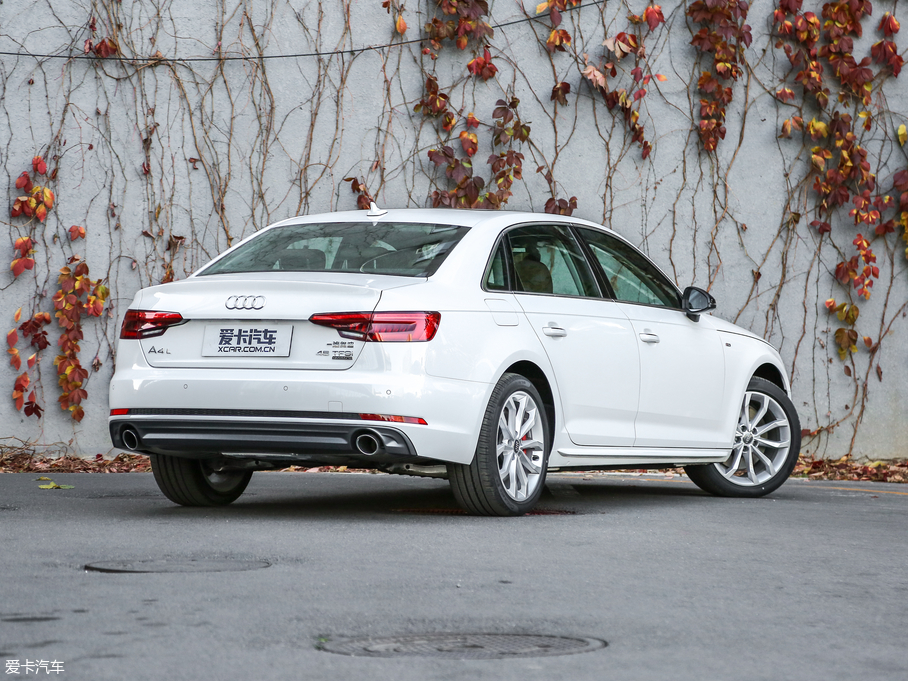 2018WA4L 30 45 TFSI quattro\Ӱ