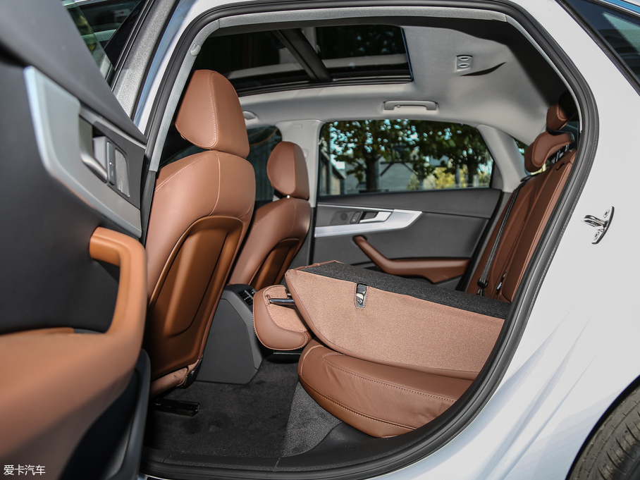 2018WA4L 30 45 TFSI quattro\Ӱ