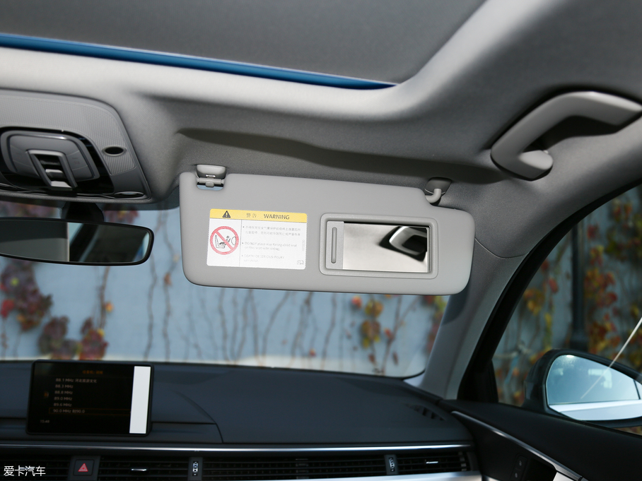 2018WA4L 30 45 TFSI quattro\Ӱ