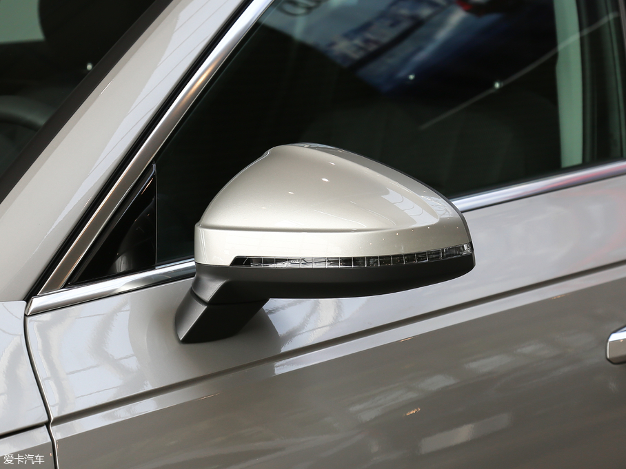 2018WA4L 30 40 TFSI Mȡ