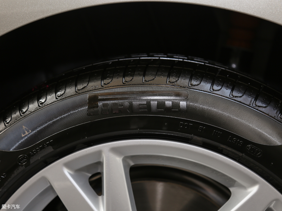 2018WA4L 30 40 TFSI Mȡ