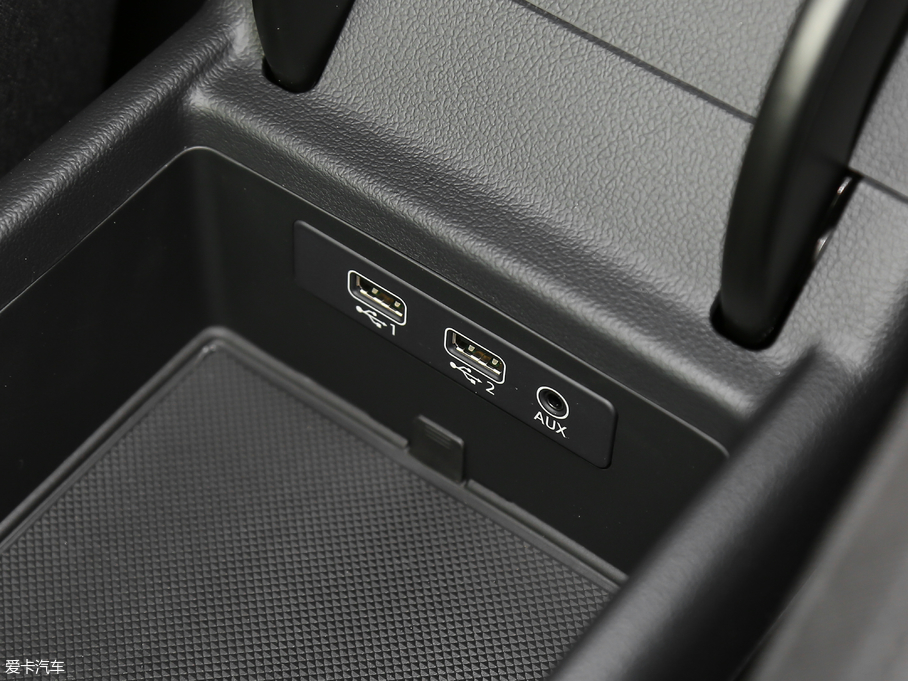 2018WA4L 30 40 TFSI Mȡ