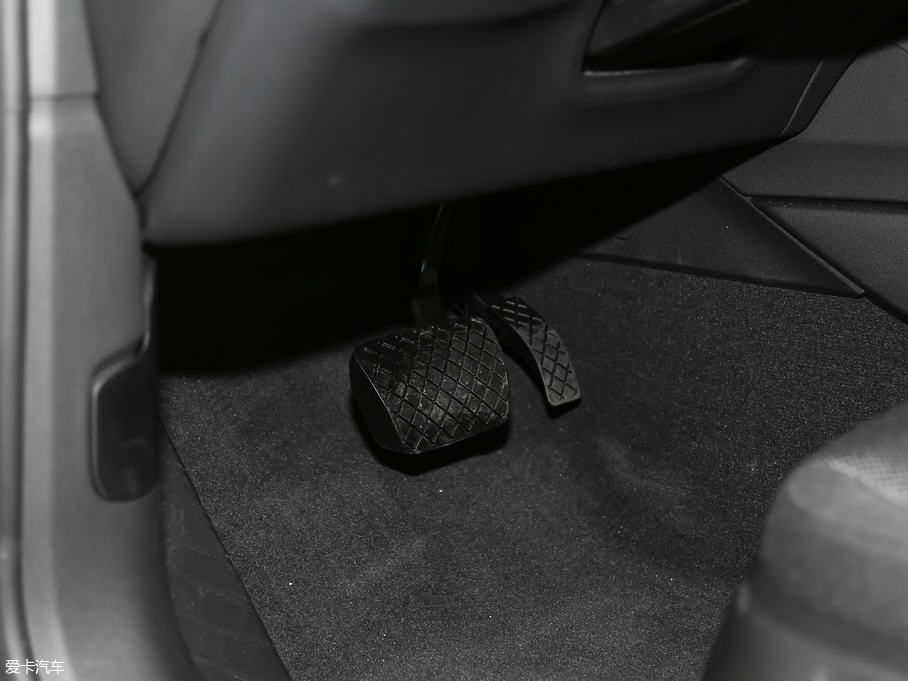 2018WA4L 30 40 TFSI Mȡ