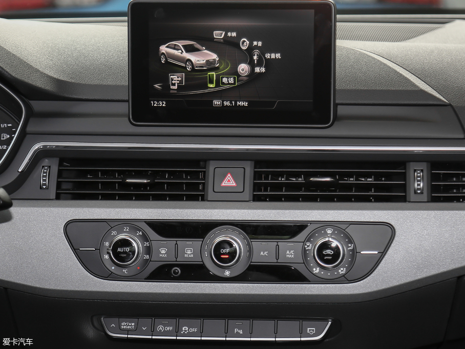 2018WA4L 30 40 TFSI Mȡ