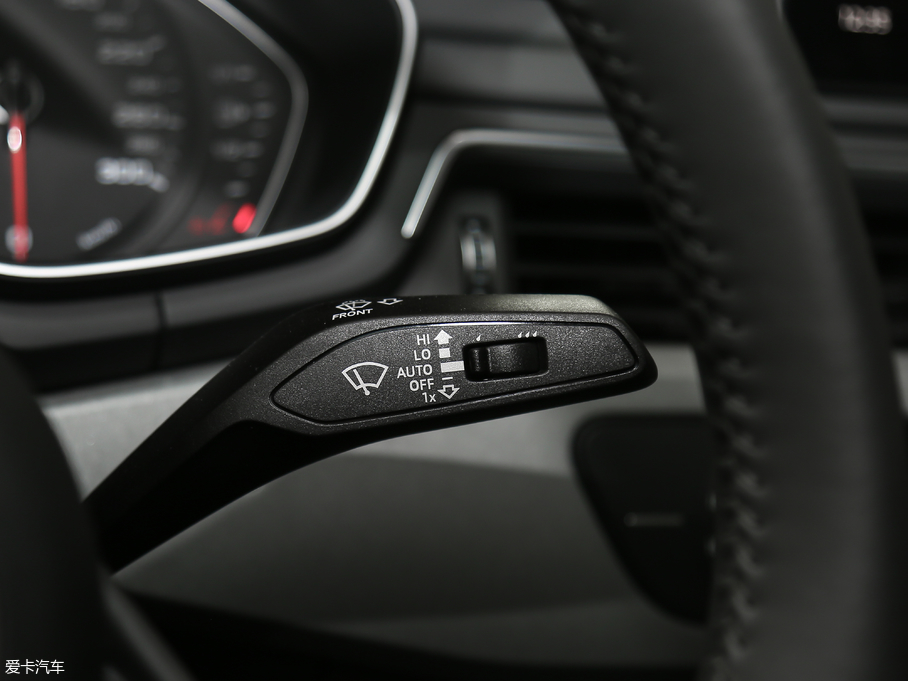 2018WA4L 30 40 TFSI Mȡ