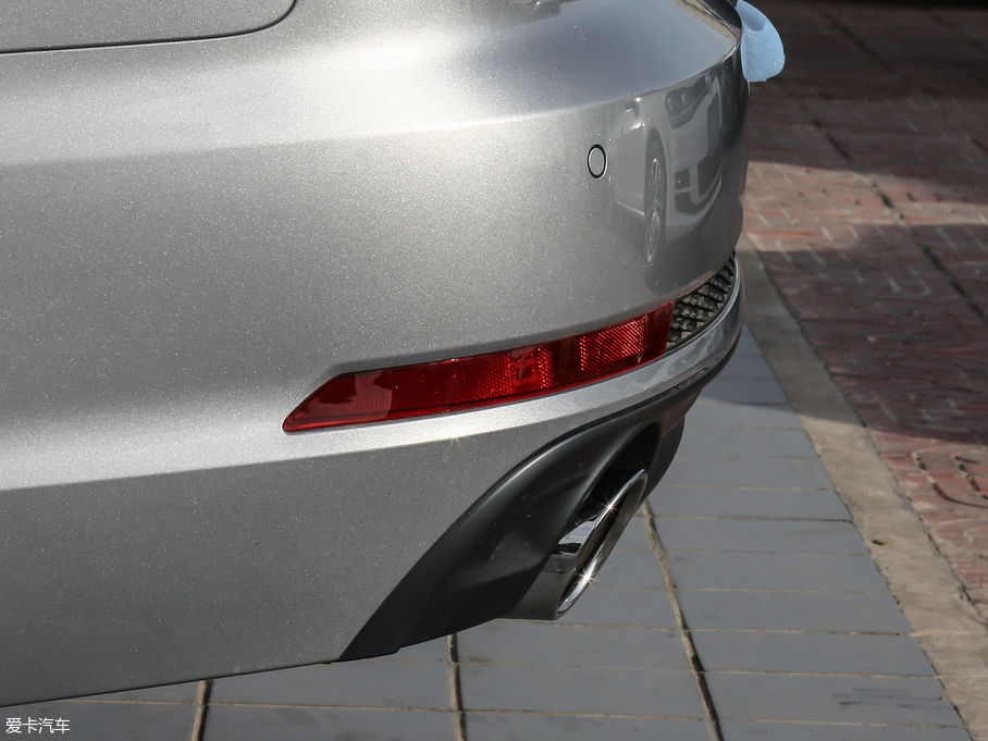 2018WA4L 30 40 TFSI r