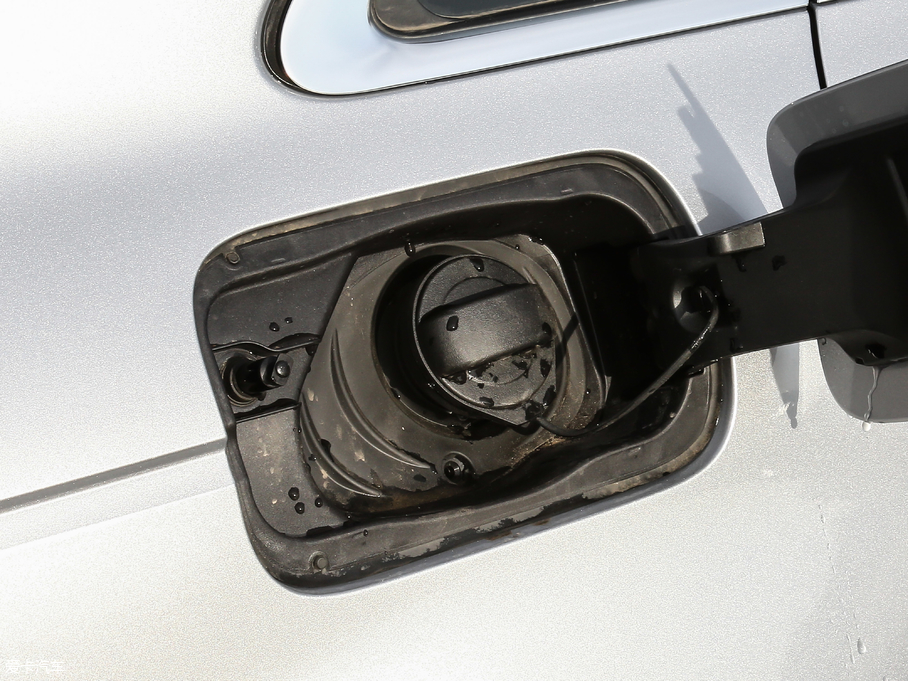 2018WA4L 30 40 TFSI r