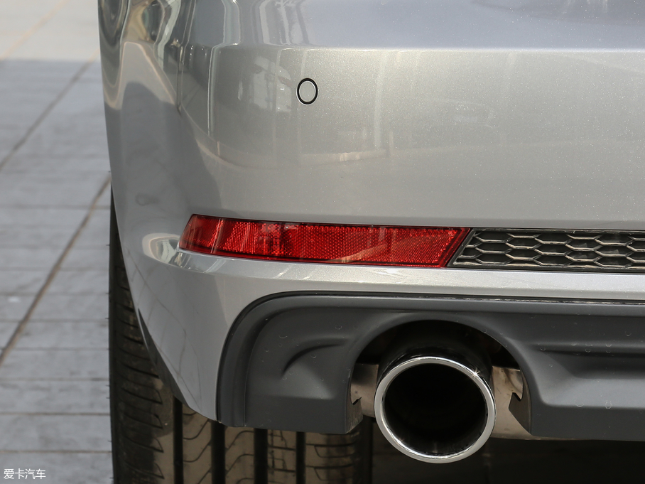 2018WA4L 30 40 TFSI r