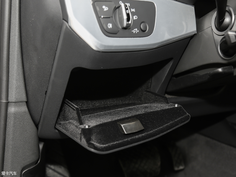 2018WA4L 30 40 TFSI r