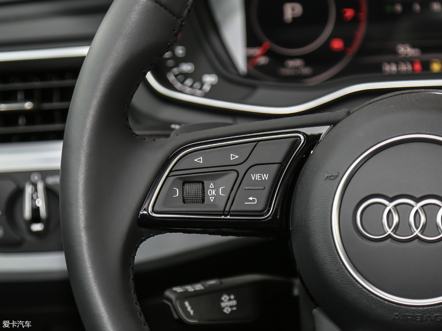 2018WA4L 30 40 TFSI r