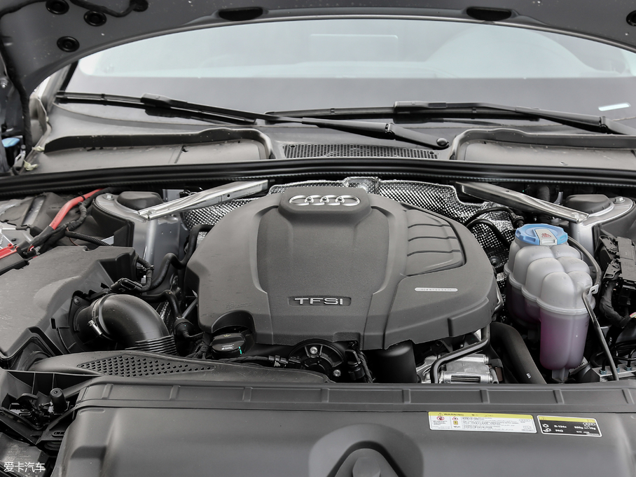 2018WA4L 30 40 TFSI r