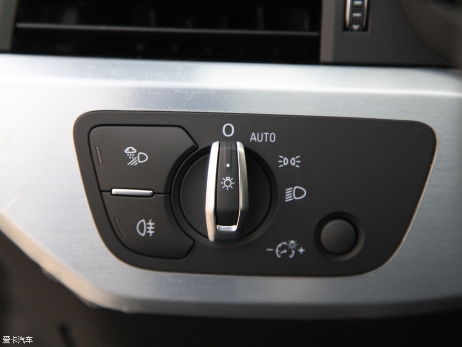 2018WA4L 30 40 TFSI \