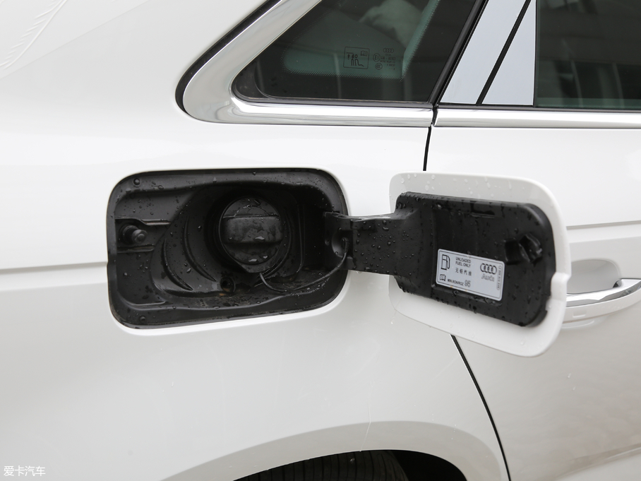 2018WA4L 30 45 TFSI quattro\