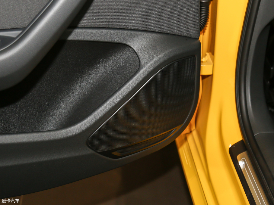 2018WA4L 30 40 TFSI Mȡ