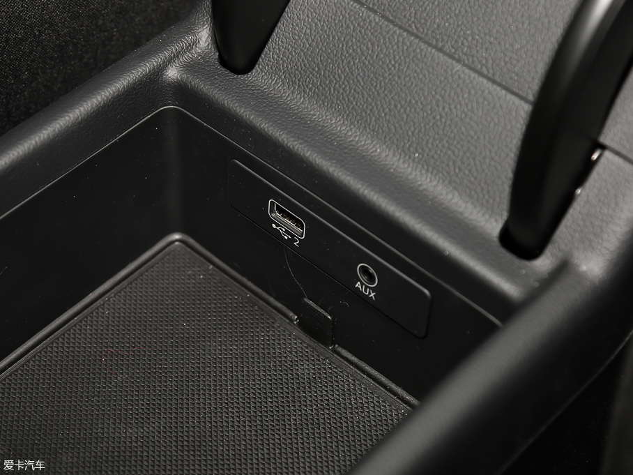 2018WA4L 30 40 TFSI Mȡ