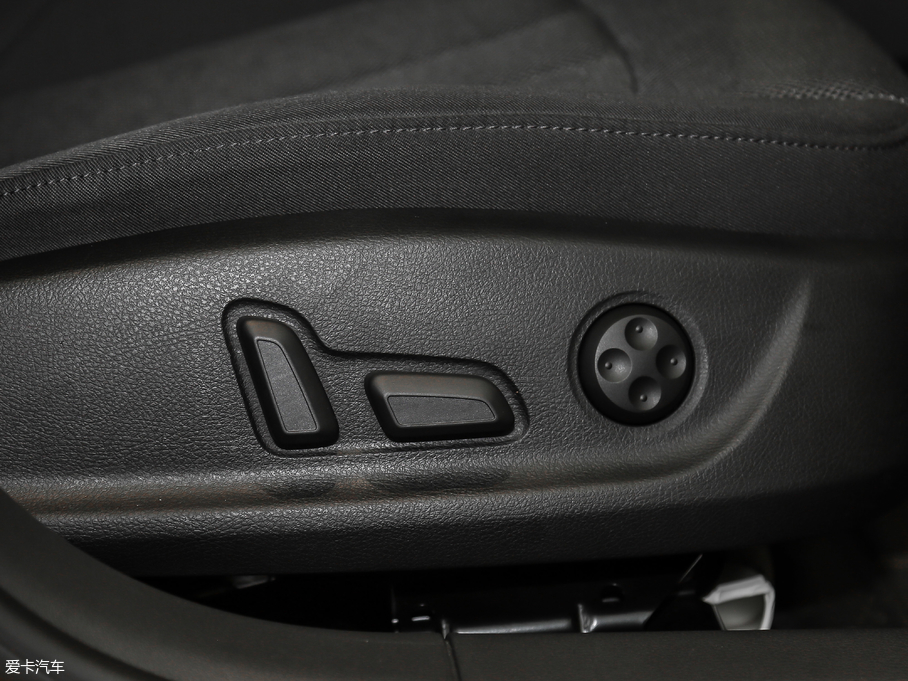 2018WA4L 30 40 TFSI Mȡ