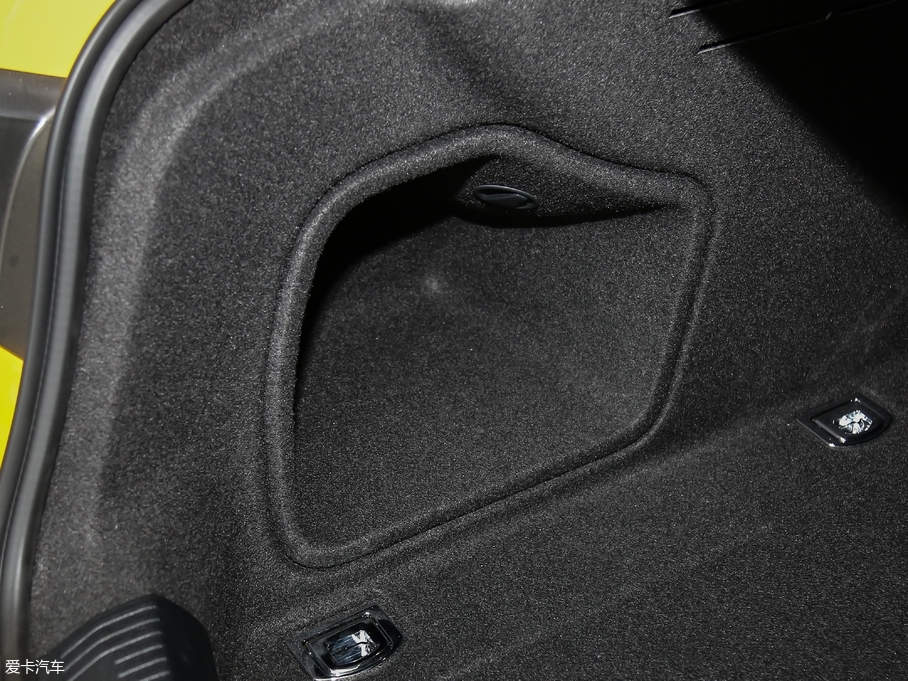 2018WA4L 30 40 TFSI Mȡ