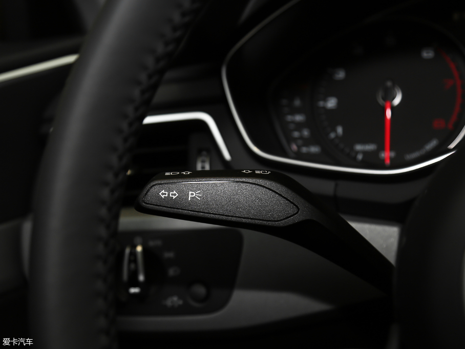 2018WA4L 30 40 TFSI Mȡ