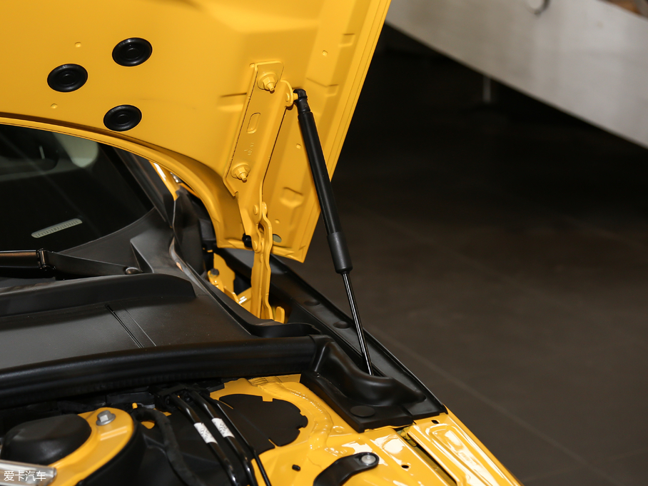 2018WA4L 30 40 TFSI Mȡ